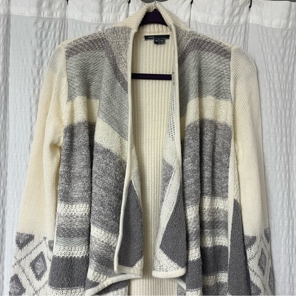 Vince Textured Graphic Wool and Alpaca Cardigan Sweater Iroy/Gray Women’s XS - Picture 2 of 13